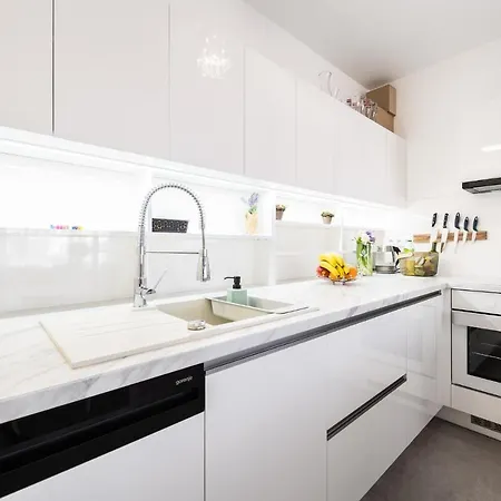 Slnecny Dom Pri Jazere *