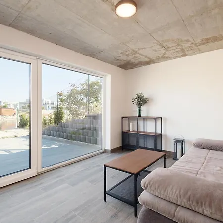 Slnecny Dom Pri Jazere