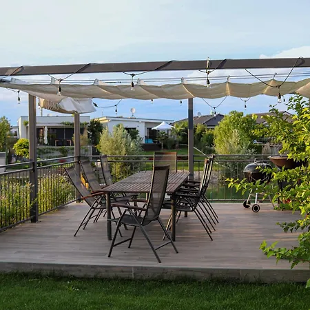 Vila Slnecny Dom Pri Jazere *