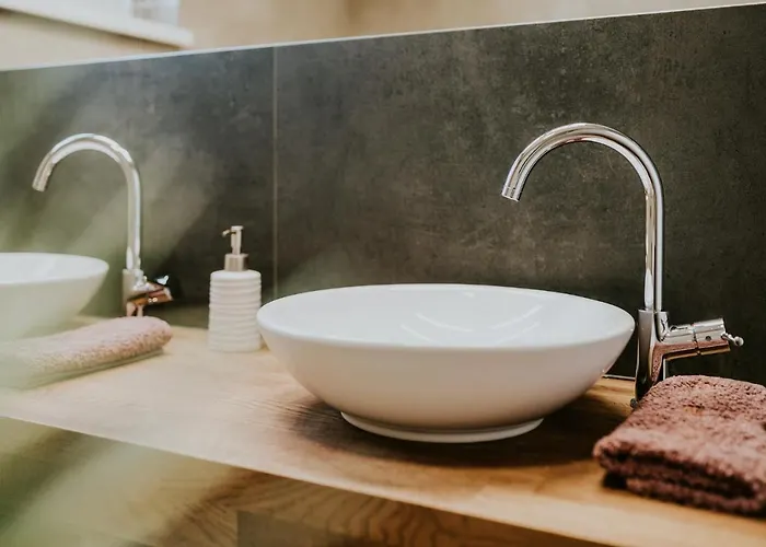 Slnecny Dom Pri Jazere Villa *