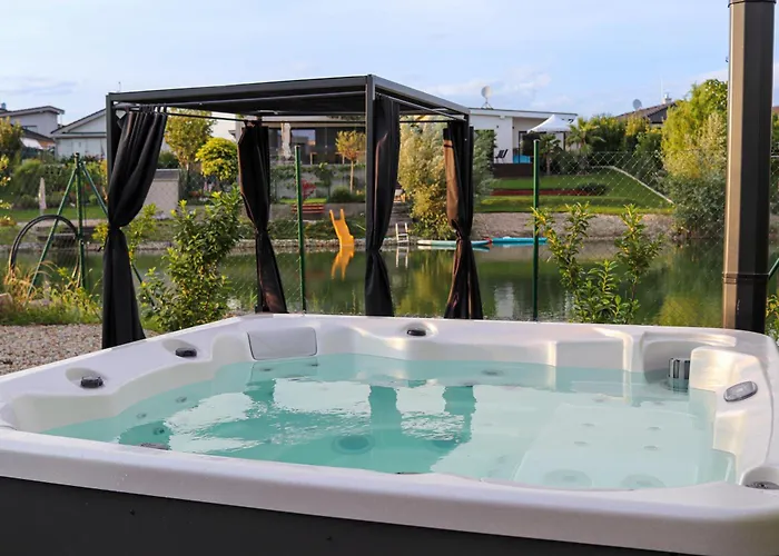 Slnecny Dom Pri Jazere Villa *